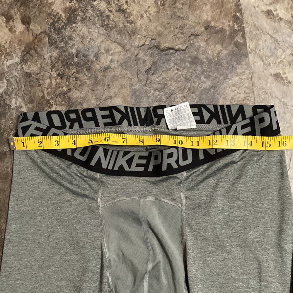 Men’s NIKE Compression Pants (XXL) - Picture 3 of 8